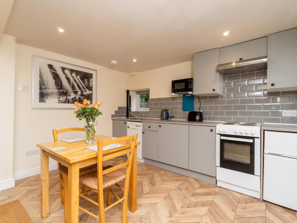 Pass The Keys Lovely 1 Bed Apartment With Free Parking Bath Exteriör bild